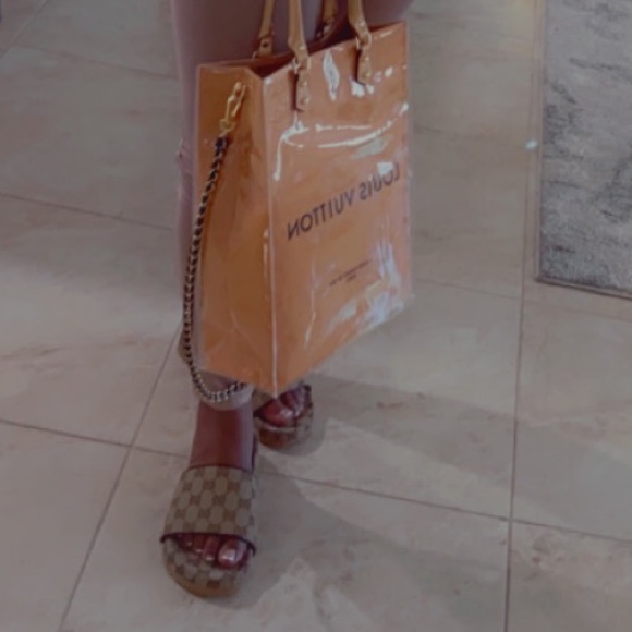 Authentic Gucci Slides - Picture 6 of 6